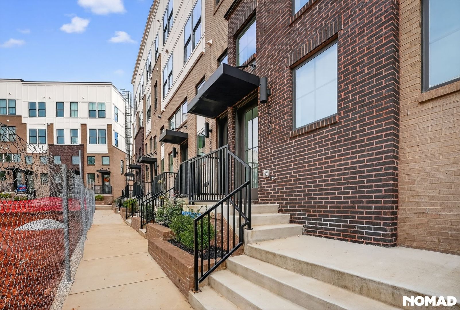 Decatur House: 201 New St