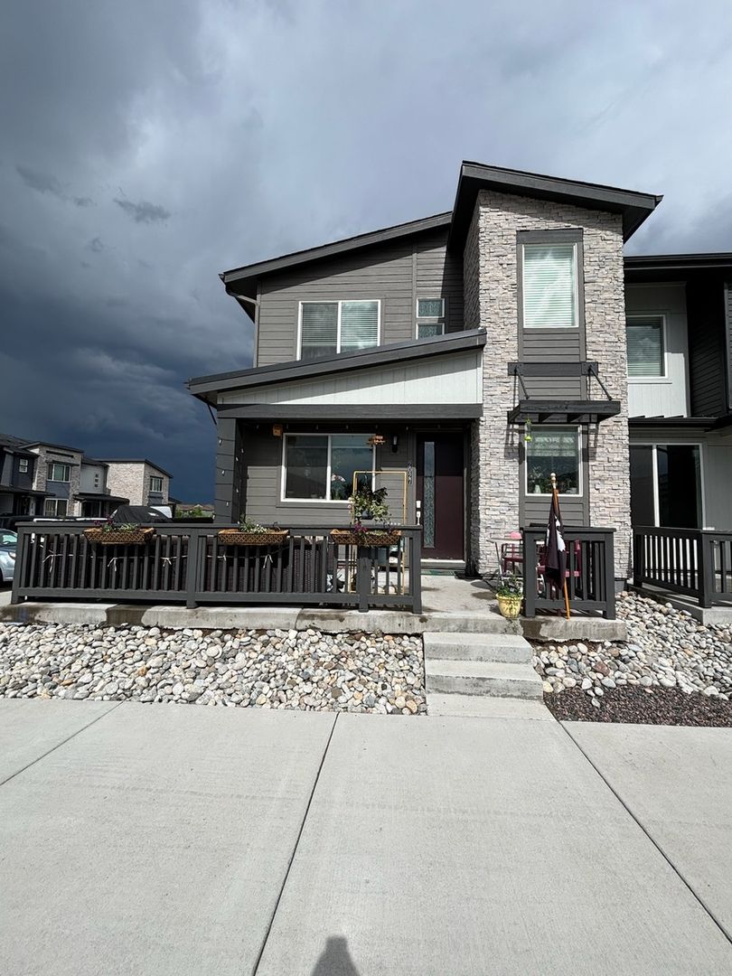 Denver House: 2027 S Vance Way