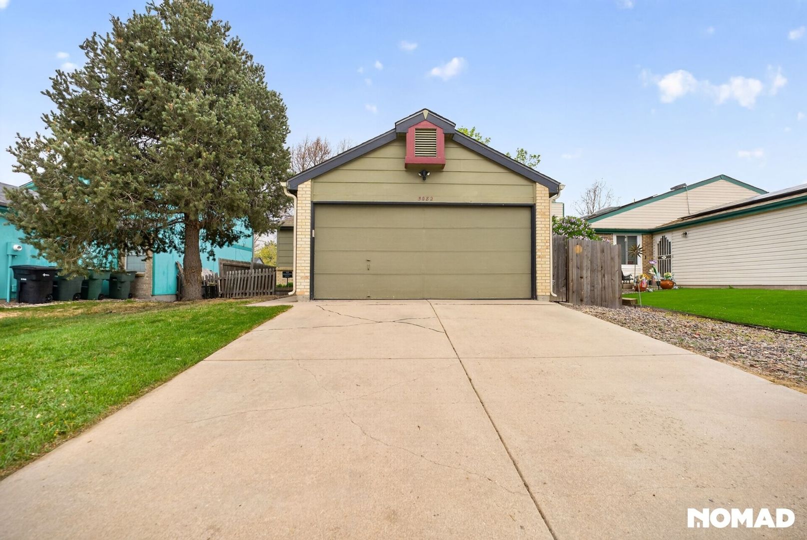 Denver House: 5082 E 112th Pl