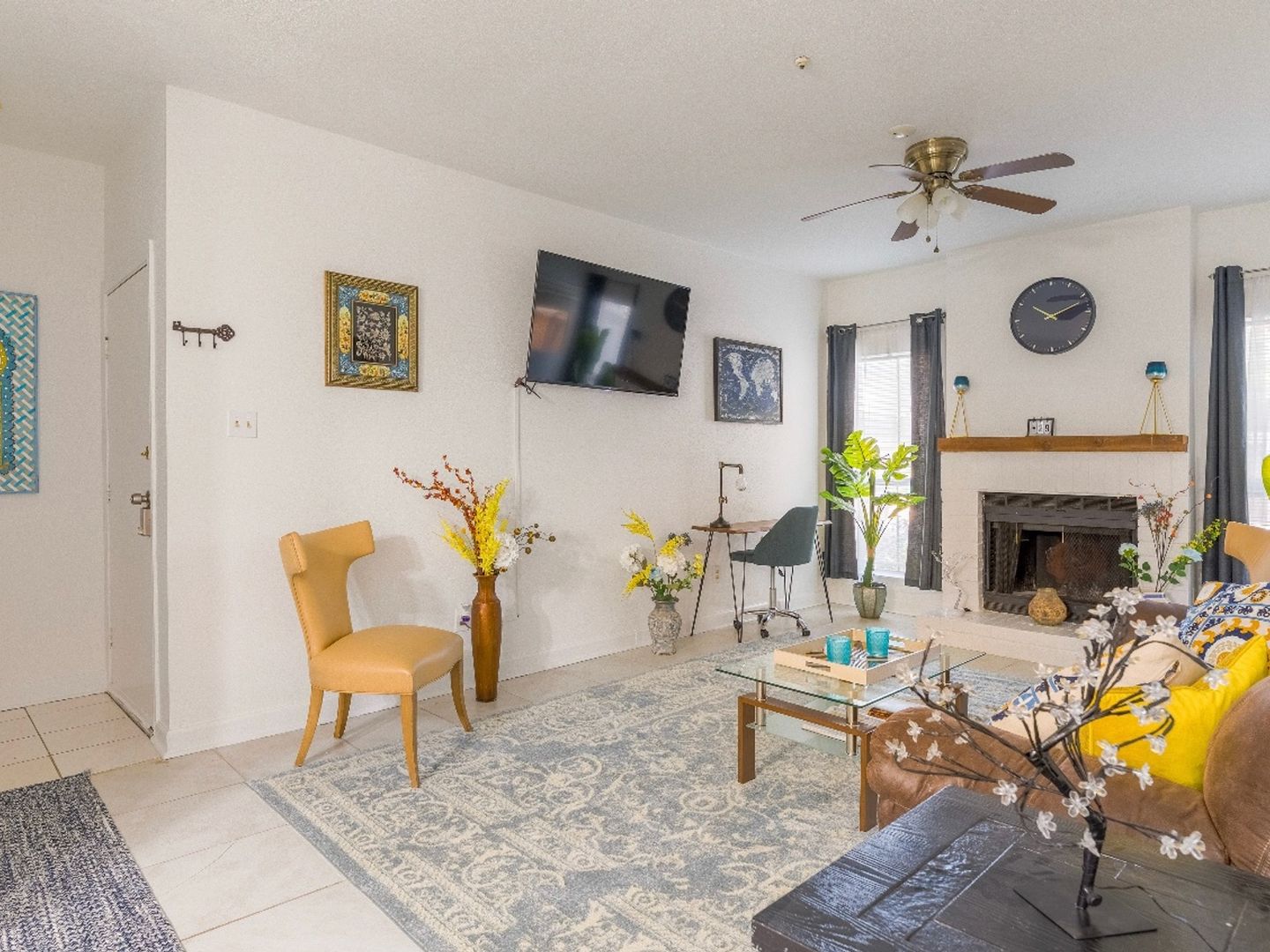 Houston Condo: 7950 N Stadium Dr