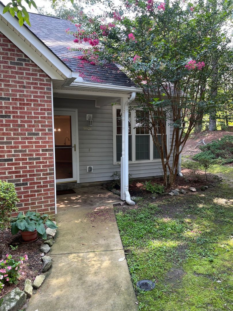 Raleigh Townhome: 5521 Fieldcross Ct