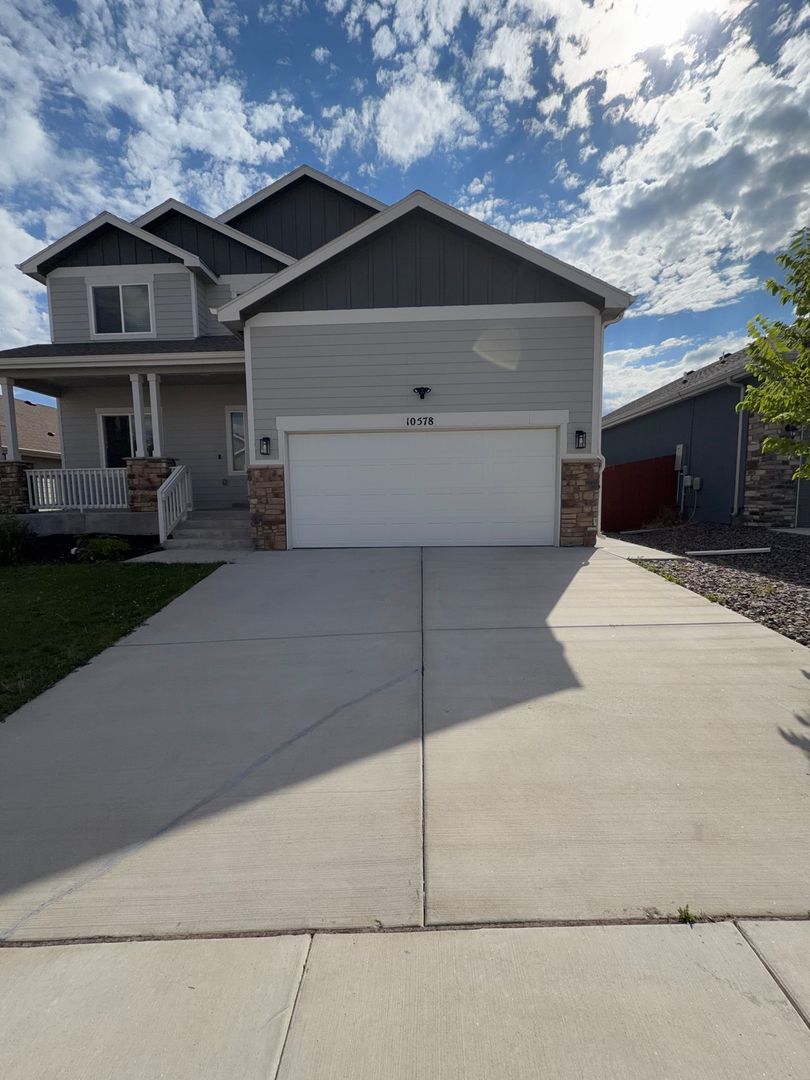 Peyton House: 10578 Rolling Peaks Dr
