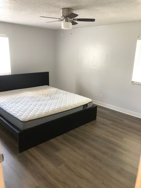 Spacious 2BR Condo in Gainesville – photo 1