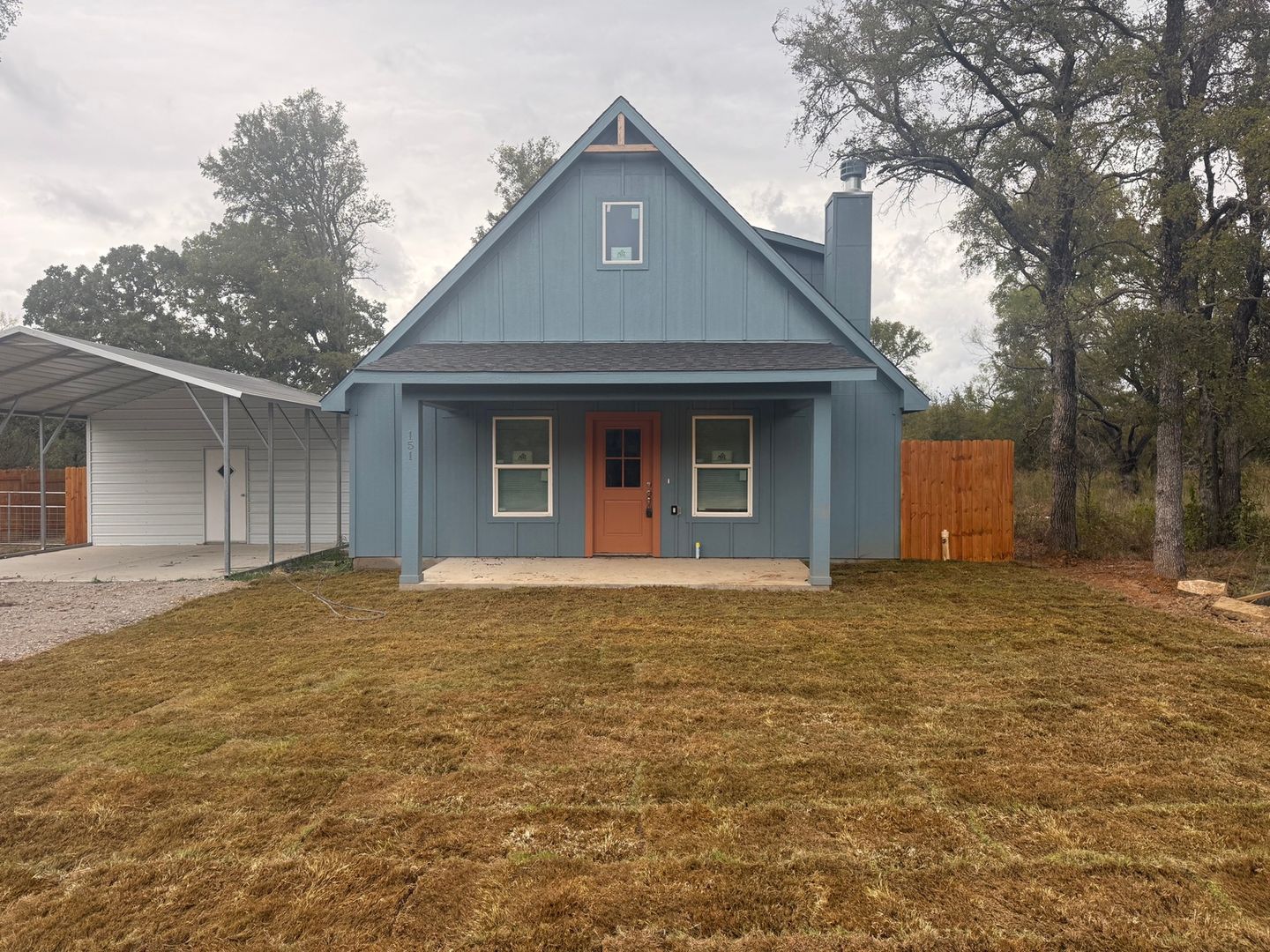 Runaway Bay House: 151 Sleepy Meadow Dr