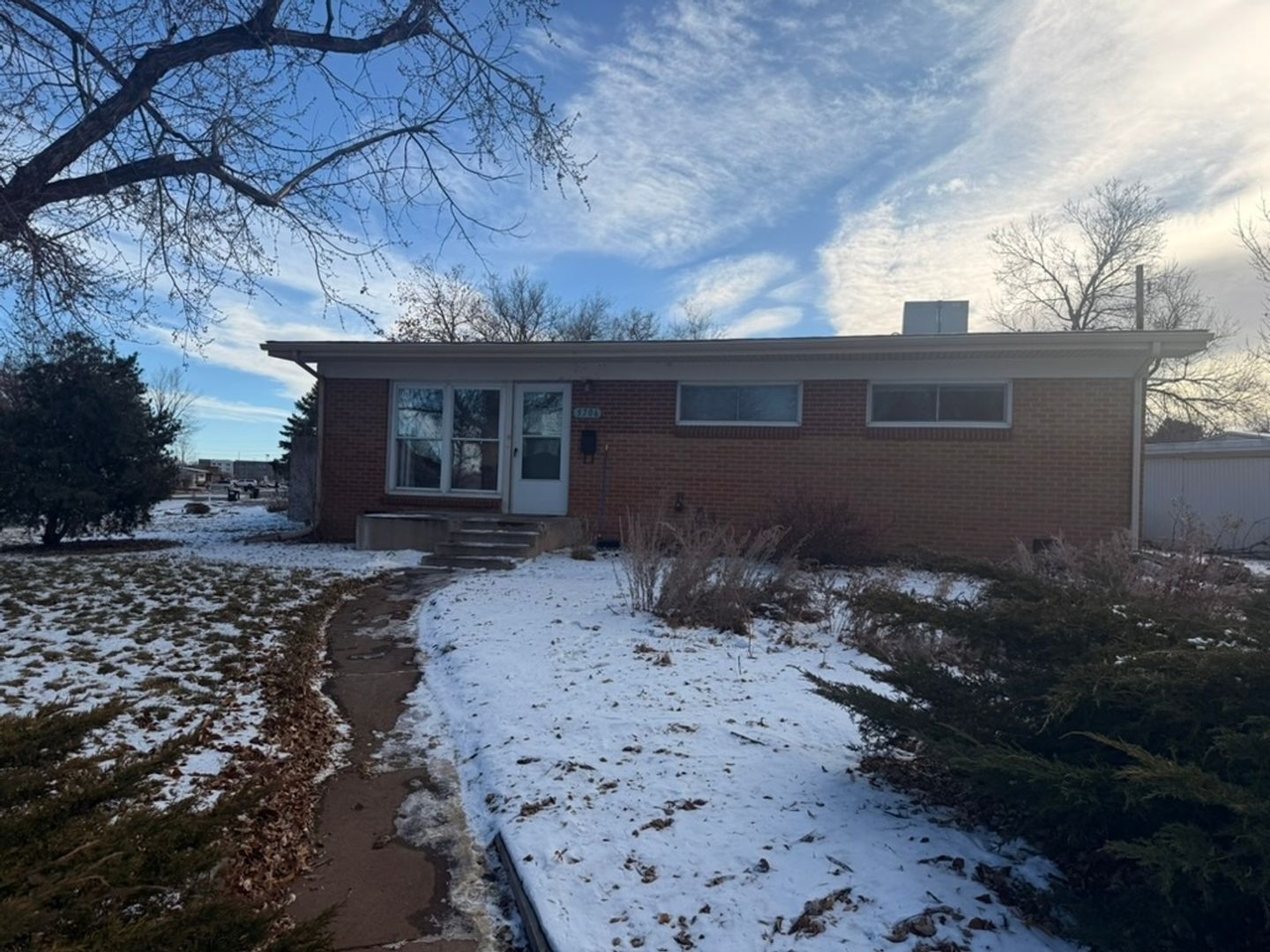 Arvada House: 5706 Jellison St