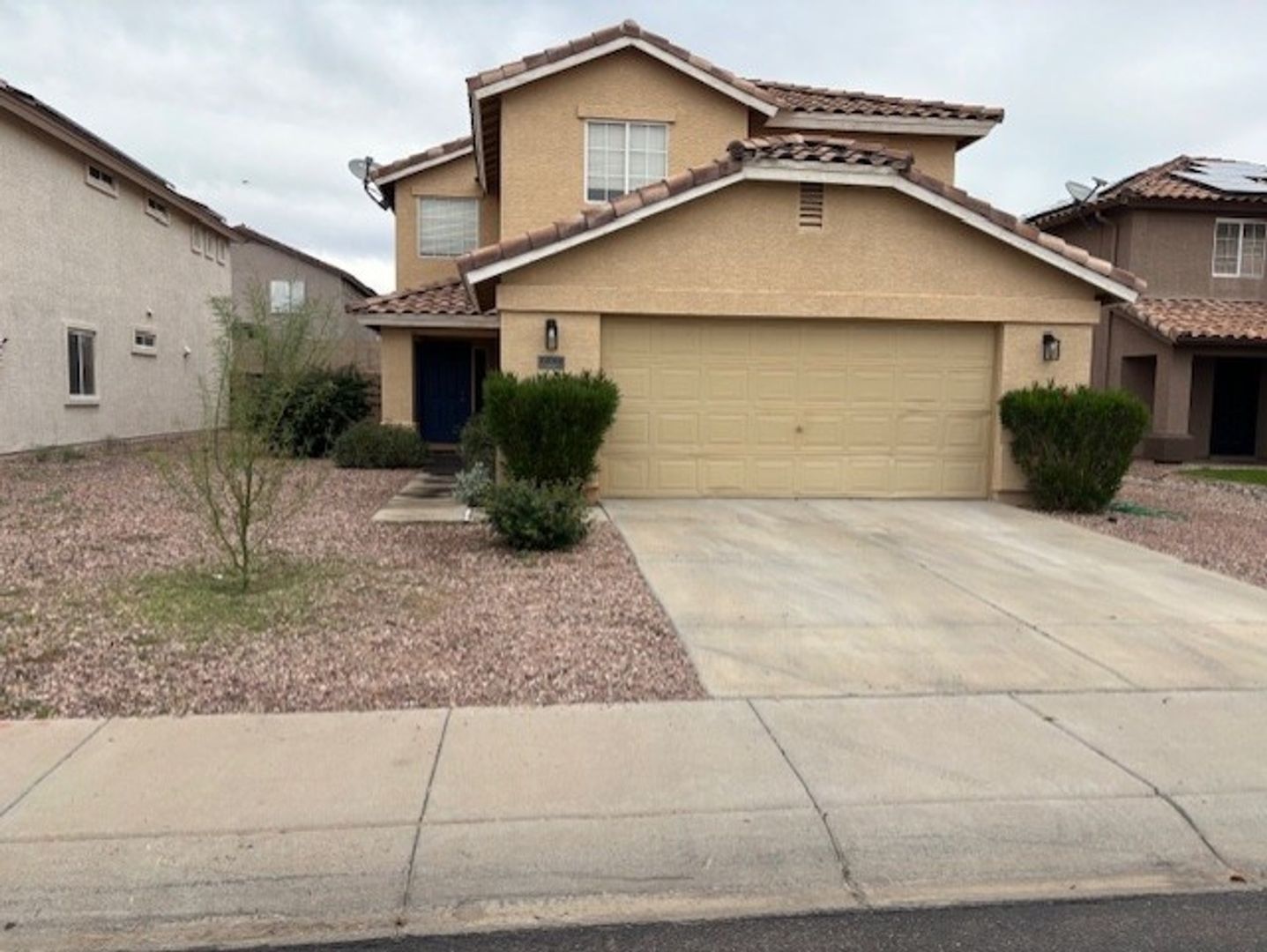 Buckeye House: 22066 W Solano Dr