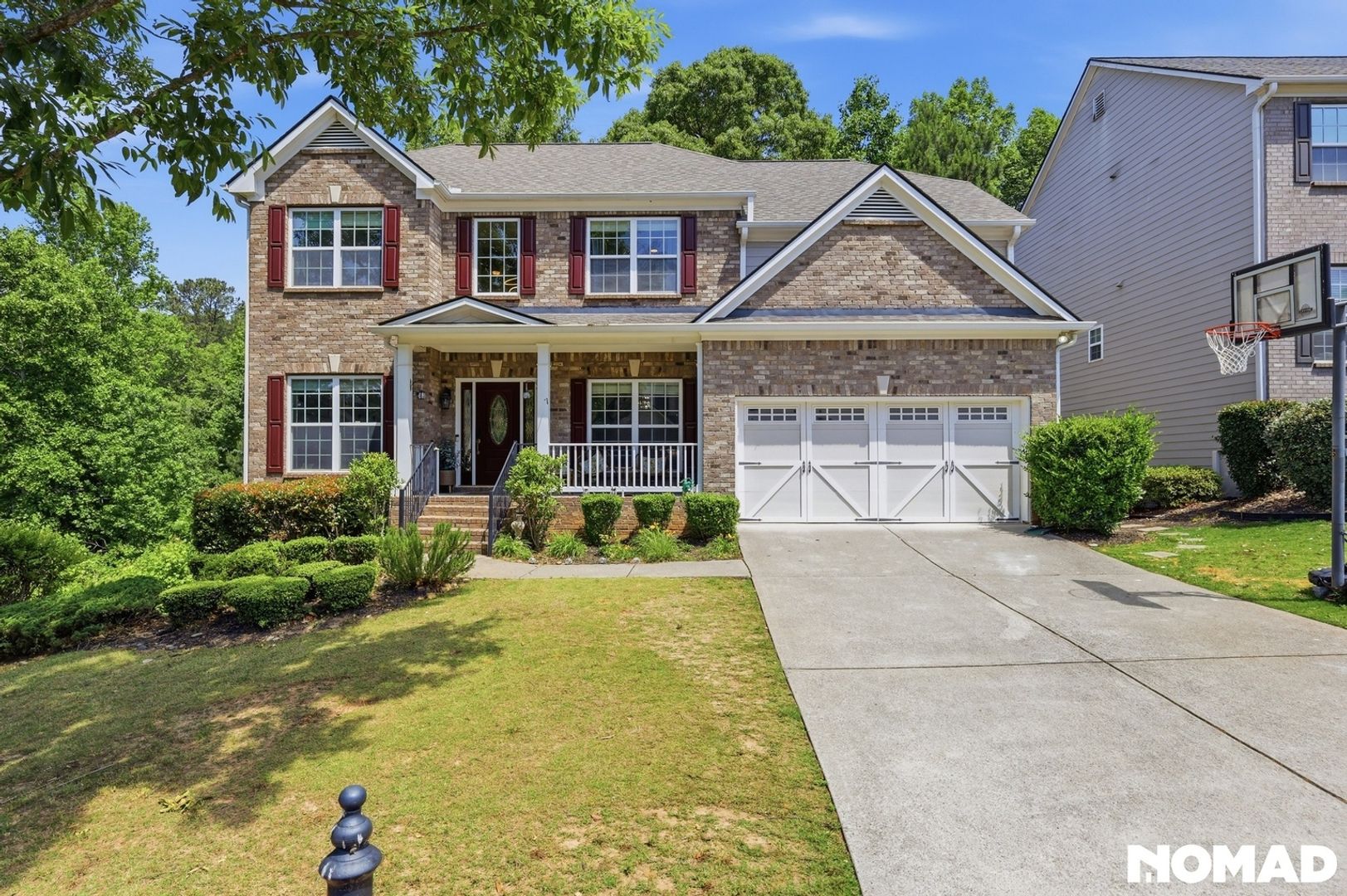 Cumming House: 2540 Lansing Ln