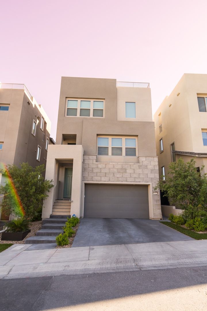 Las Vegas House: 11629 Gentle Birdsong Ave