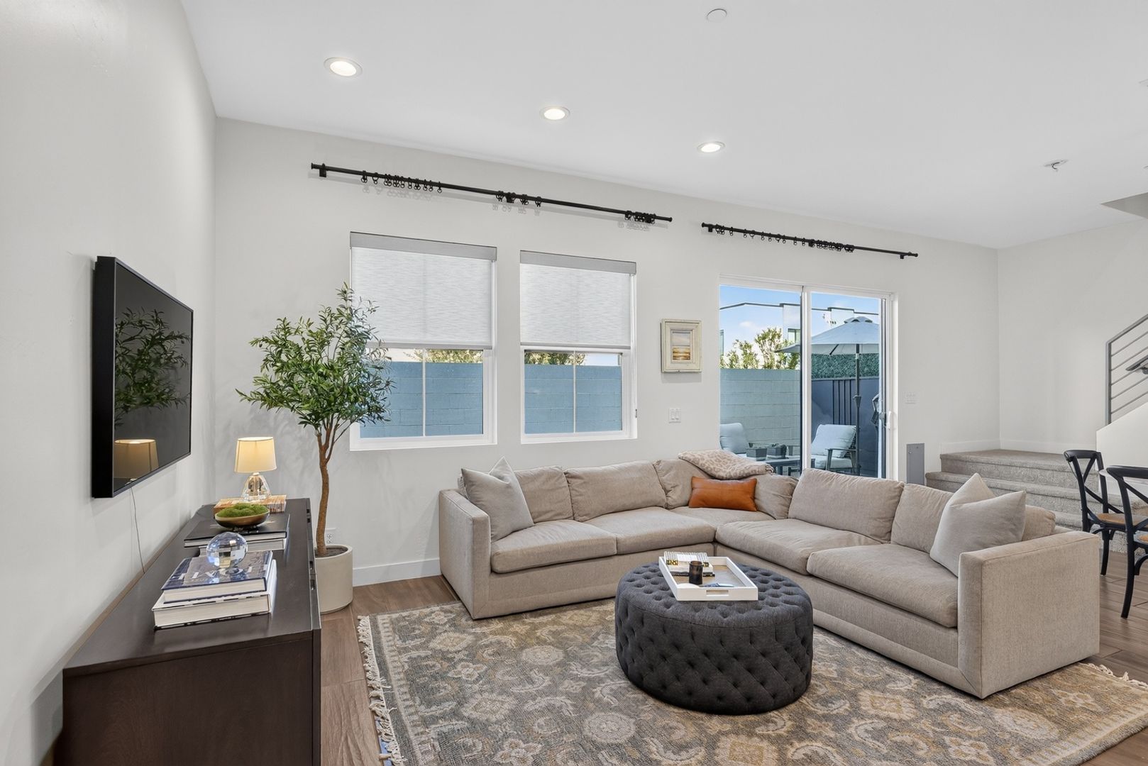 Phoenix House: 3200 N 39th St