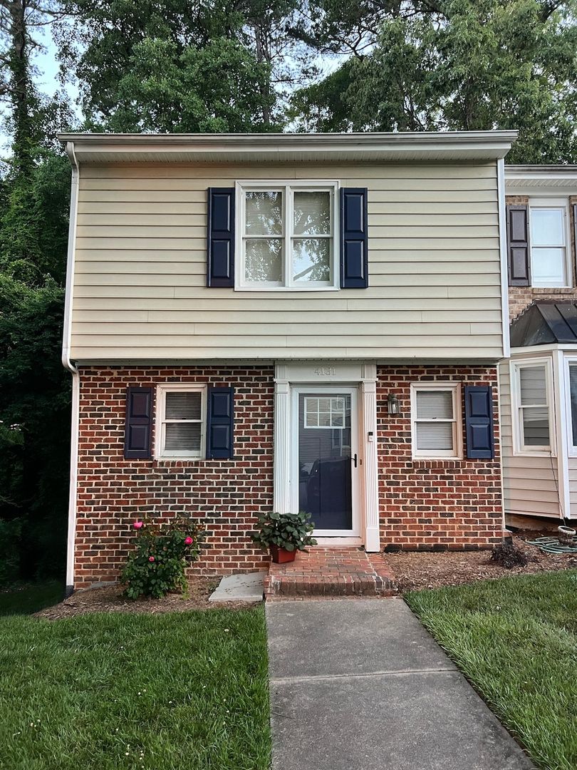 Raleigh Townhome: 4131 Kaplan Dr