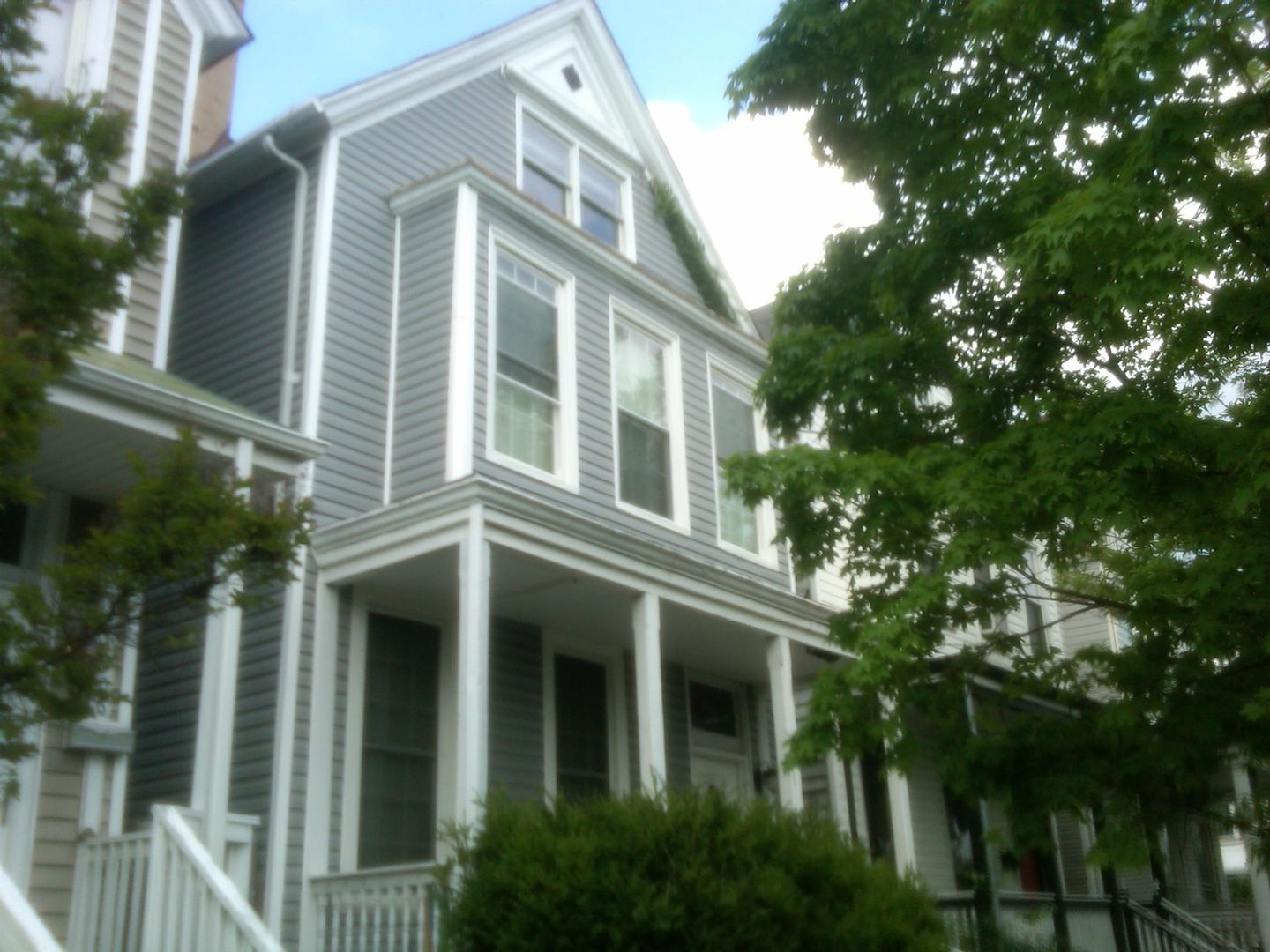 Richmond House: 1904 W Main St