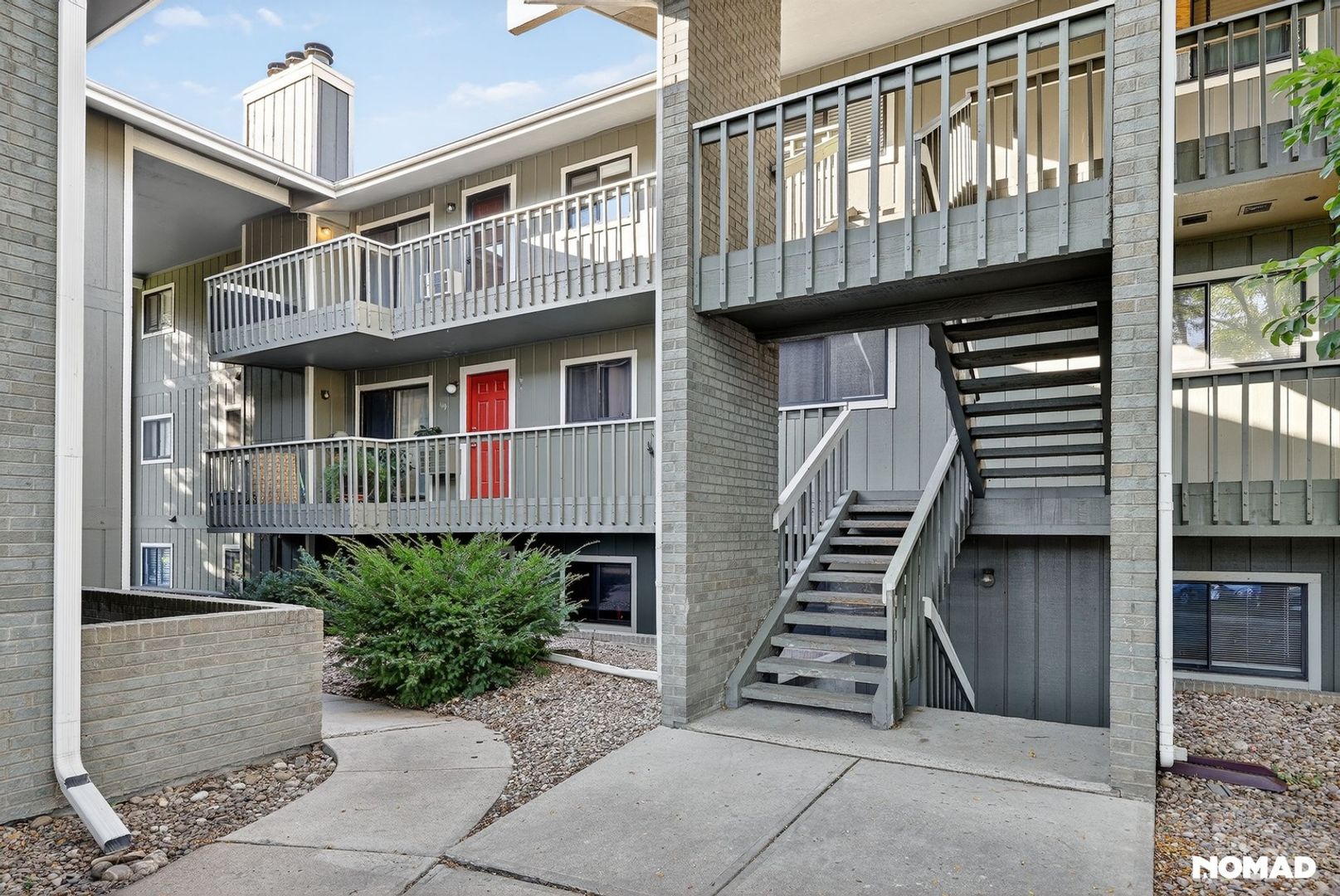 Boulder House: 695 Manhattan Dr