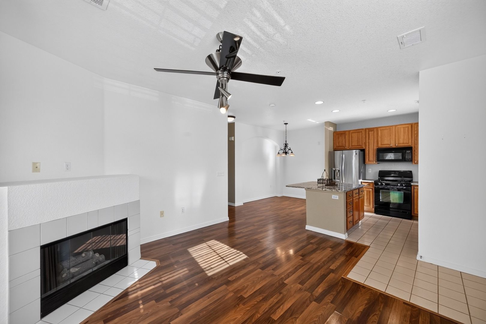 Parker Condo: 9441 Ashbury Cir