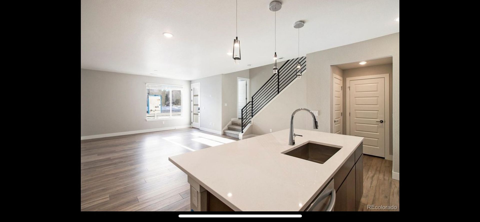 Parker House: 16370 Alzere Pl