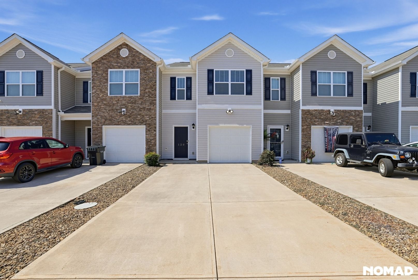 Greer Townhome: 120 Sunriff Ct
