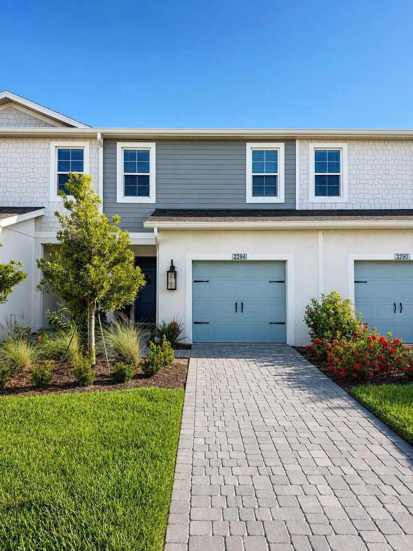 Bradenton Townhome: 2294 Washington Palm Ct