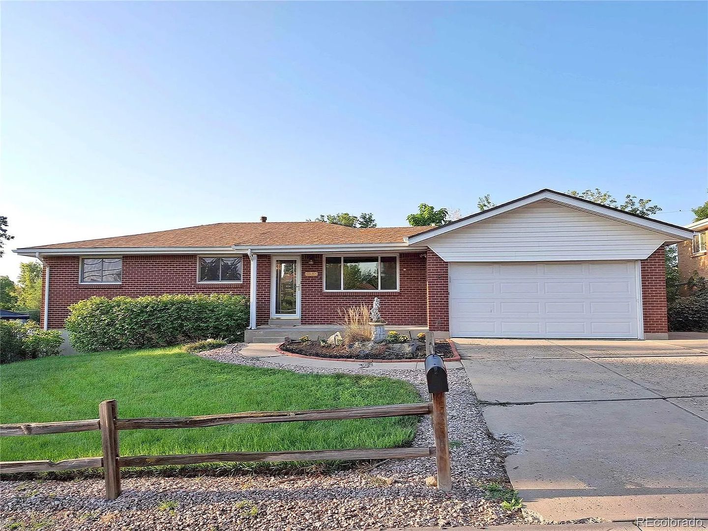 Lakewood House: 13390 W 8th Ave