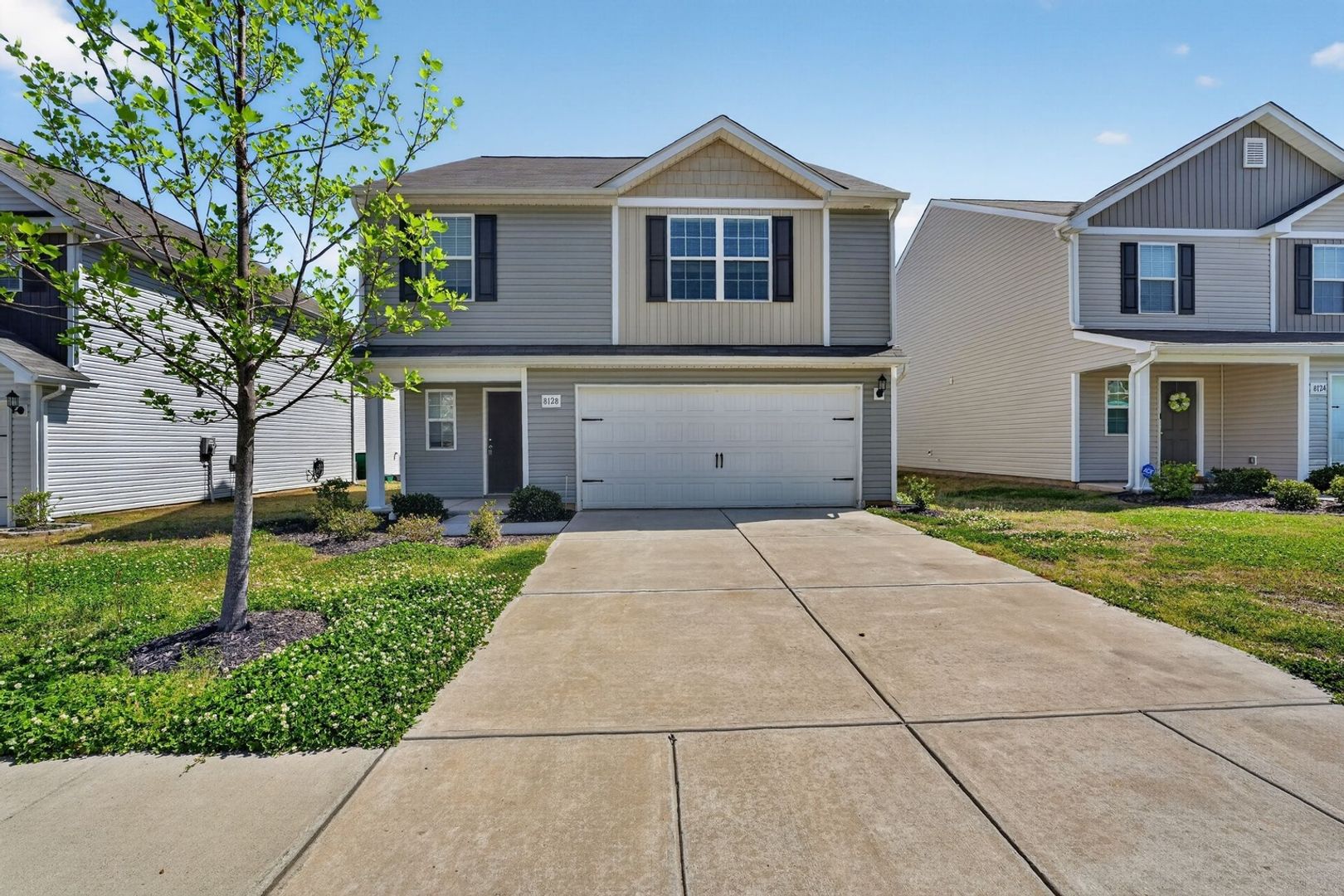 Charlotte House: 8128 Derby Woods Ln