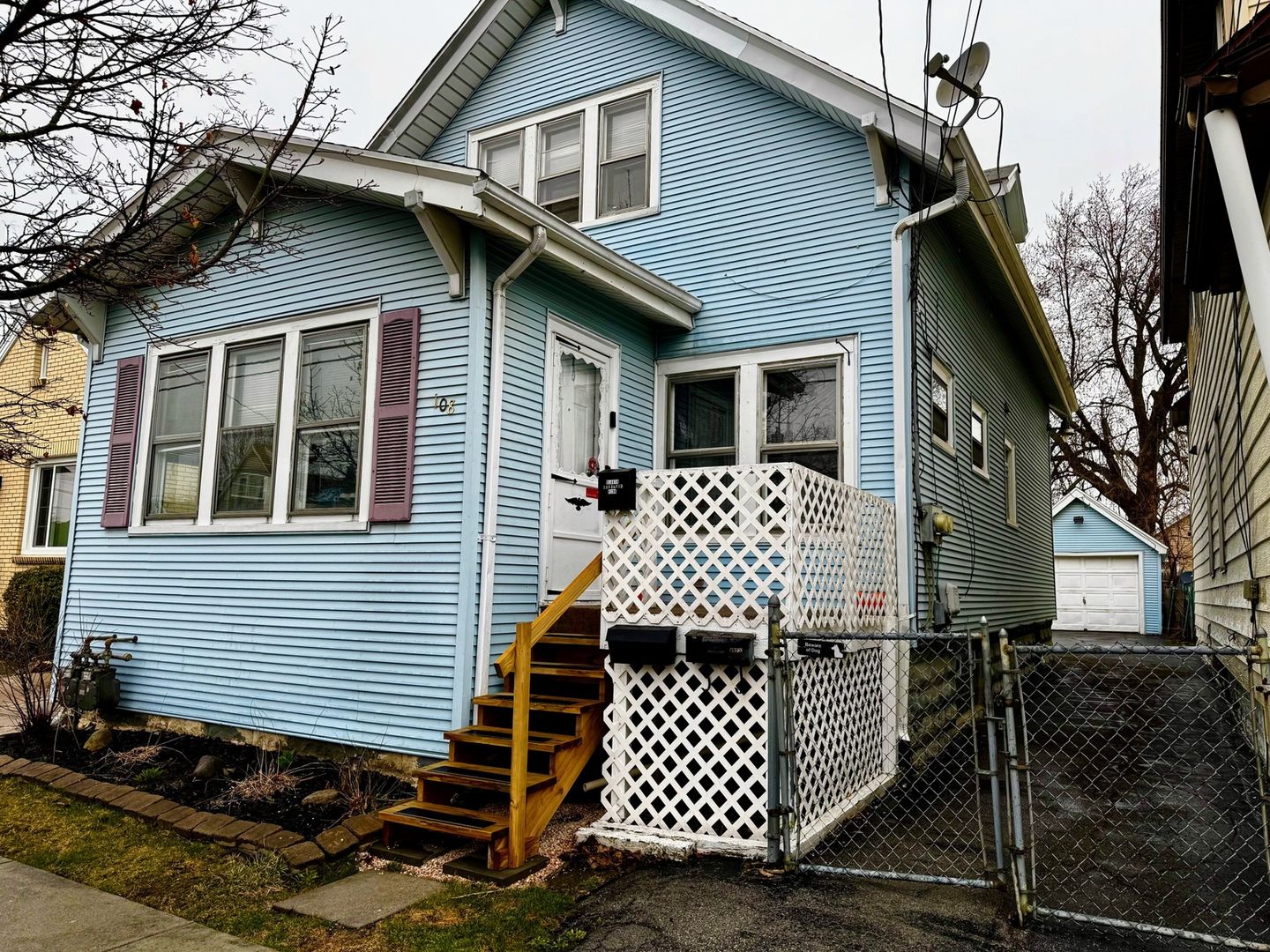 Cheektowaga Townhome: 108 David Ave