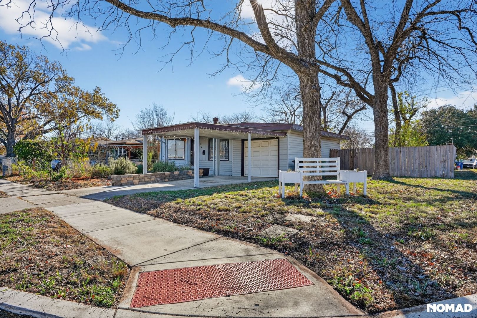 San Antonio House: 254 Freiling