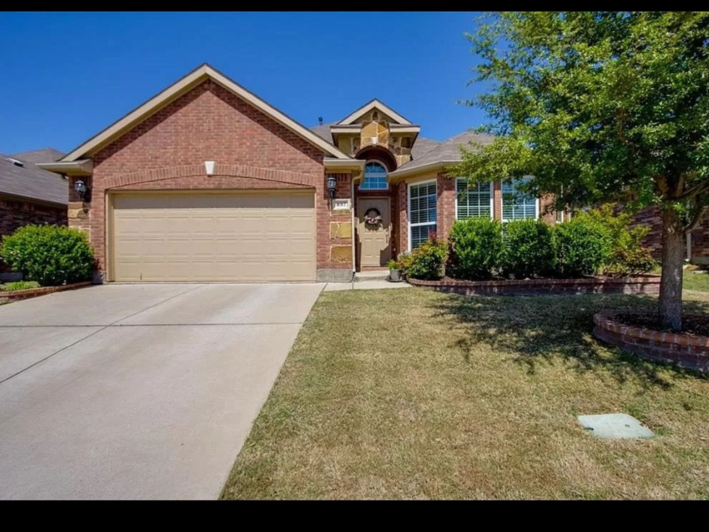 Lewisville House: 897 Witherby Ln