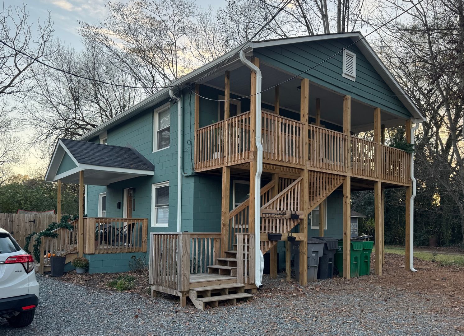 Charlotte House: 1034 Charles Ave