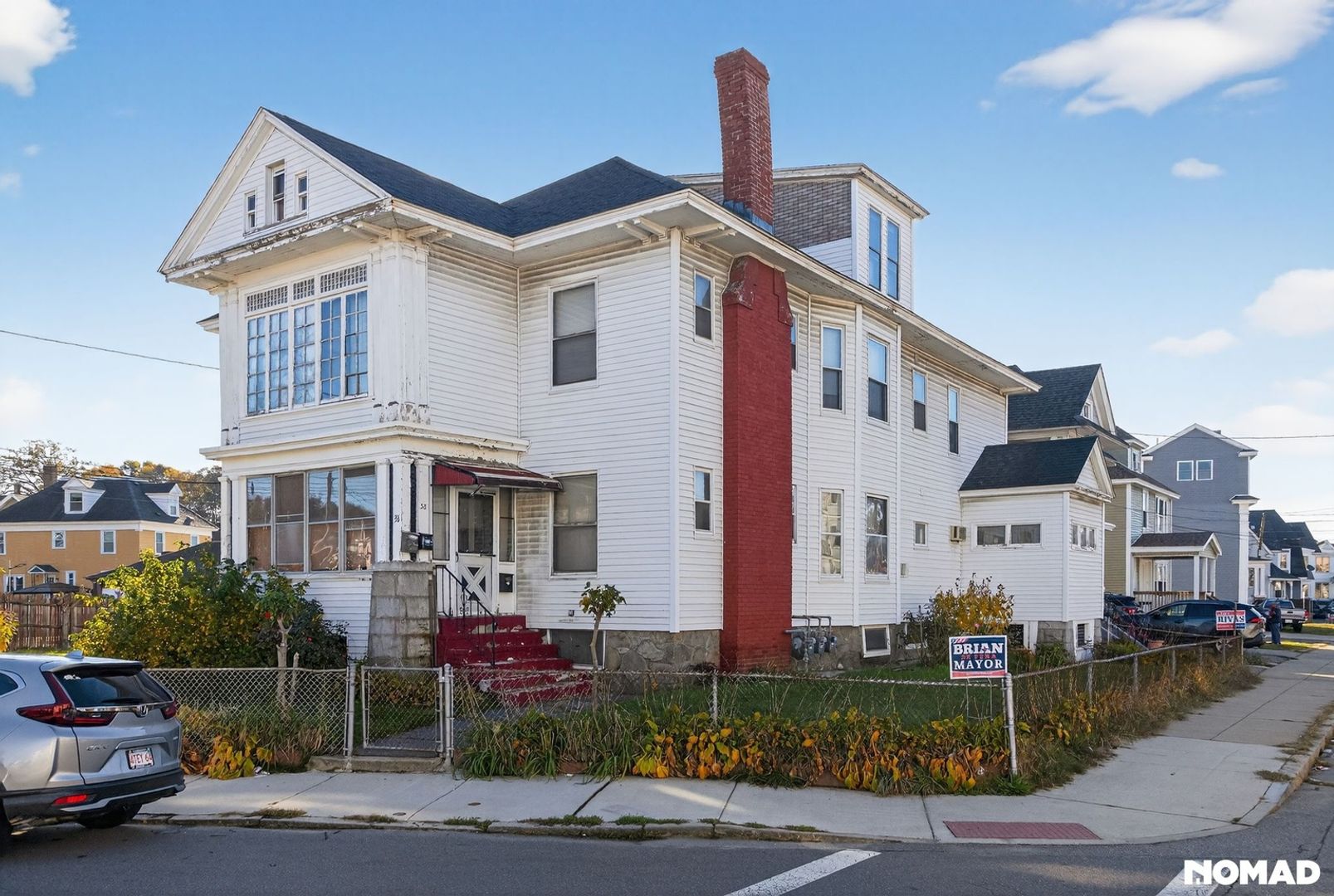 Lawrence Townhome: 38 Custer St