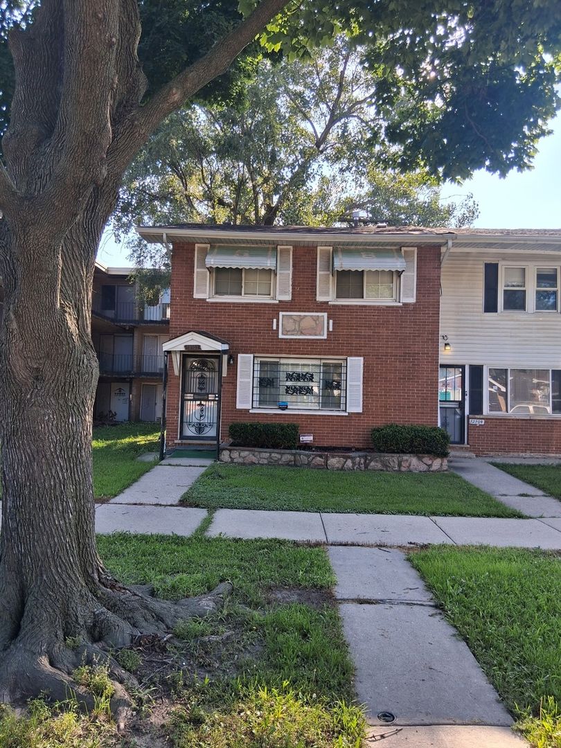 Chicago Townhome: 12107 S Indiana Ave