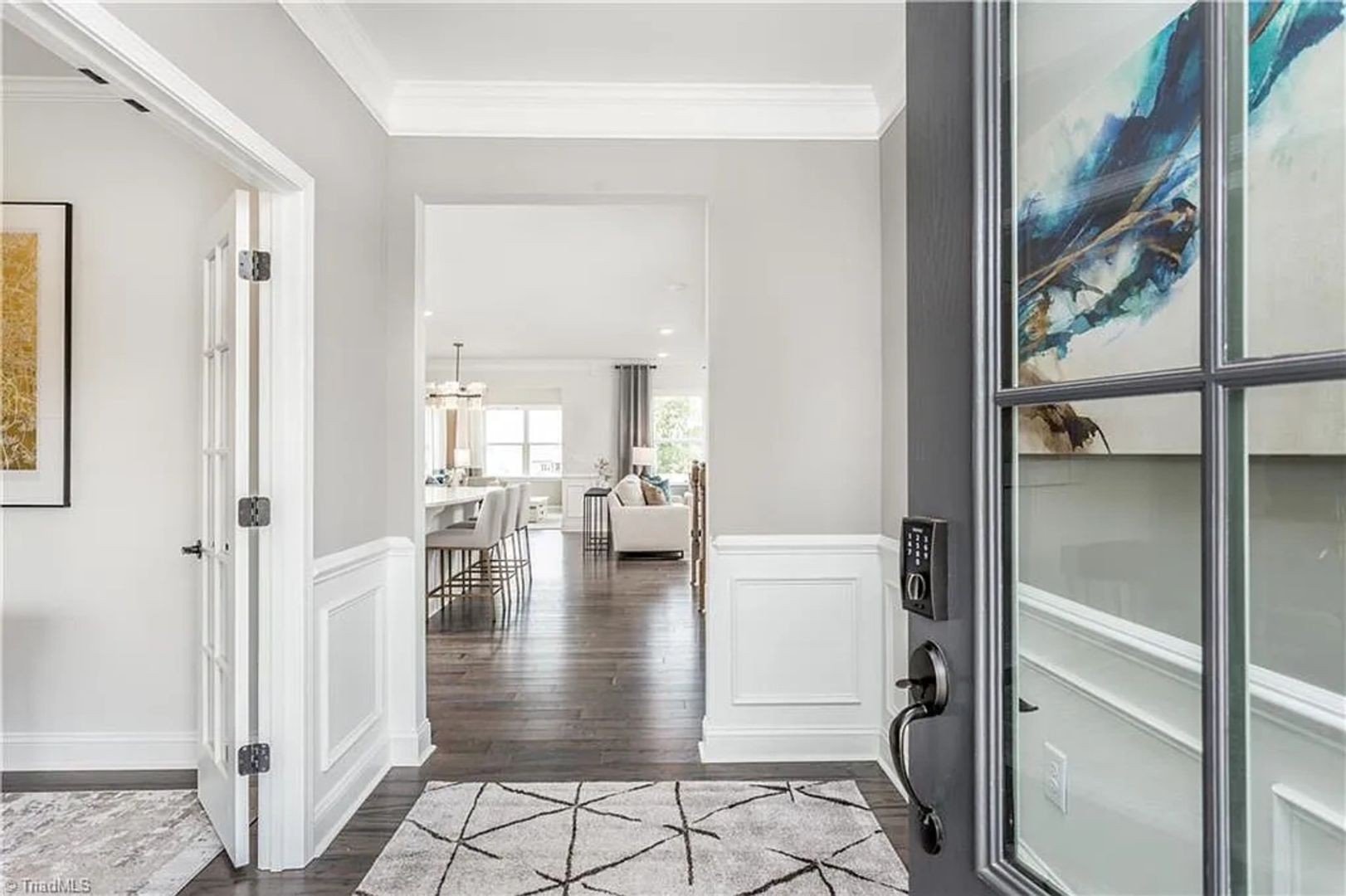 High Point House: 908 Bloomington Way