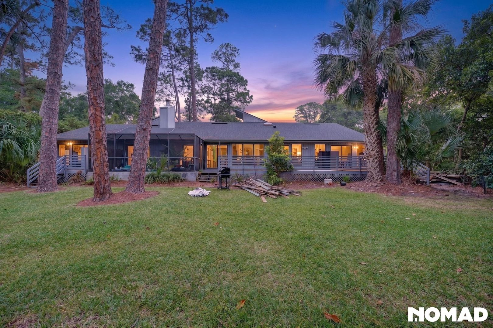 Jacksonville House: 5314 Oak Bay Dr E