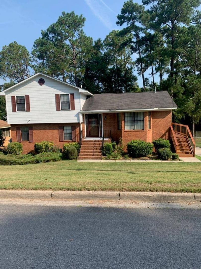 Augusta House: 3309 Tate Rd