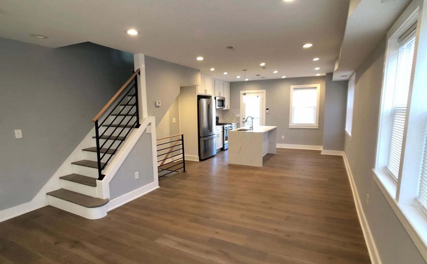 Washington Townhome: 3984 Blaine St Ne