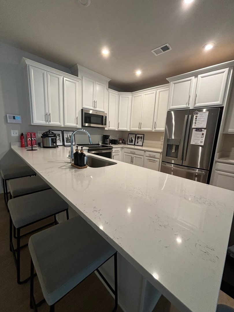 Herndon Condo: 2361 Liberty Loop