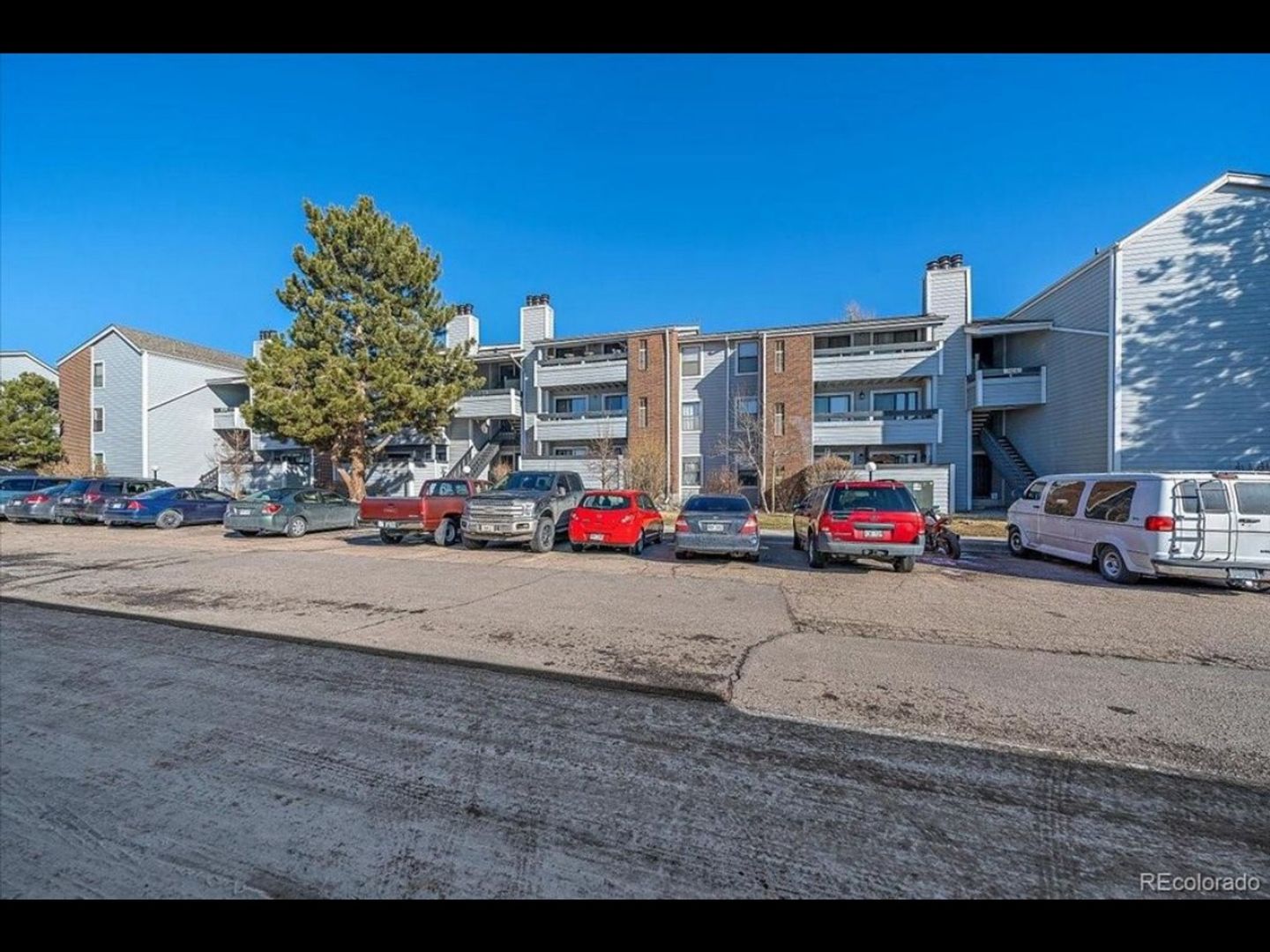 Aurora Condo: 14216 E 1st Dr
