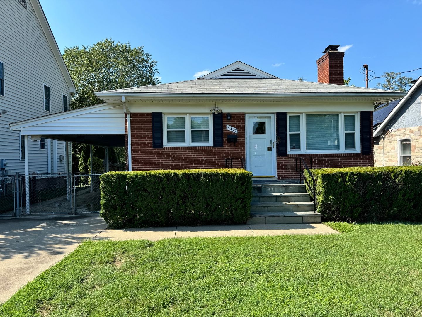 Arlington House: 5323 N Carlin Spring Rd