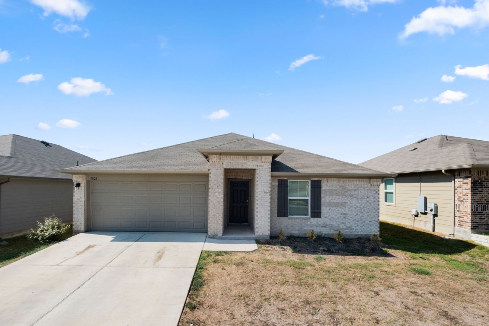 Austin House: 5824 Brocade Dr
