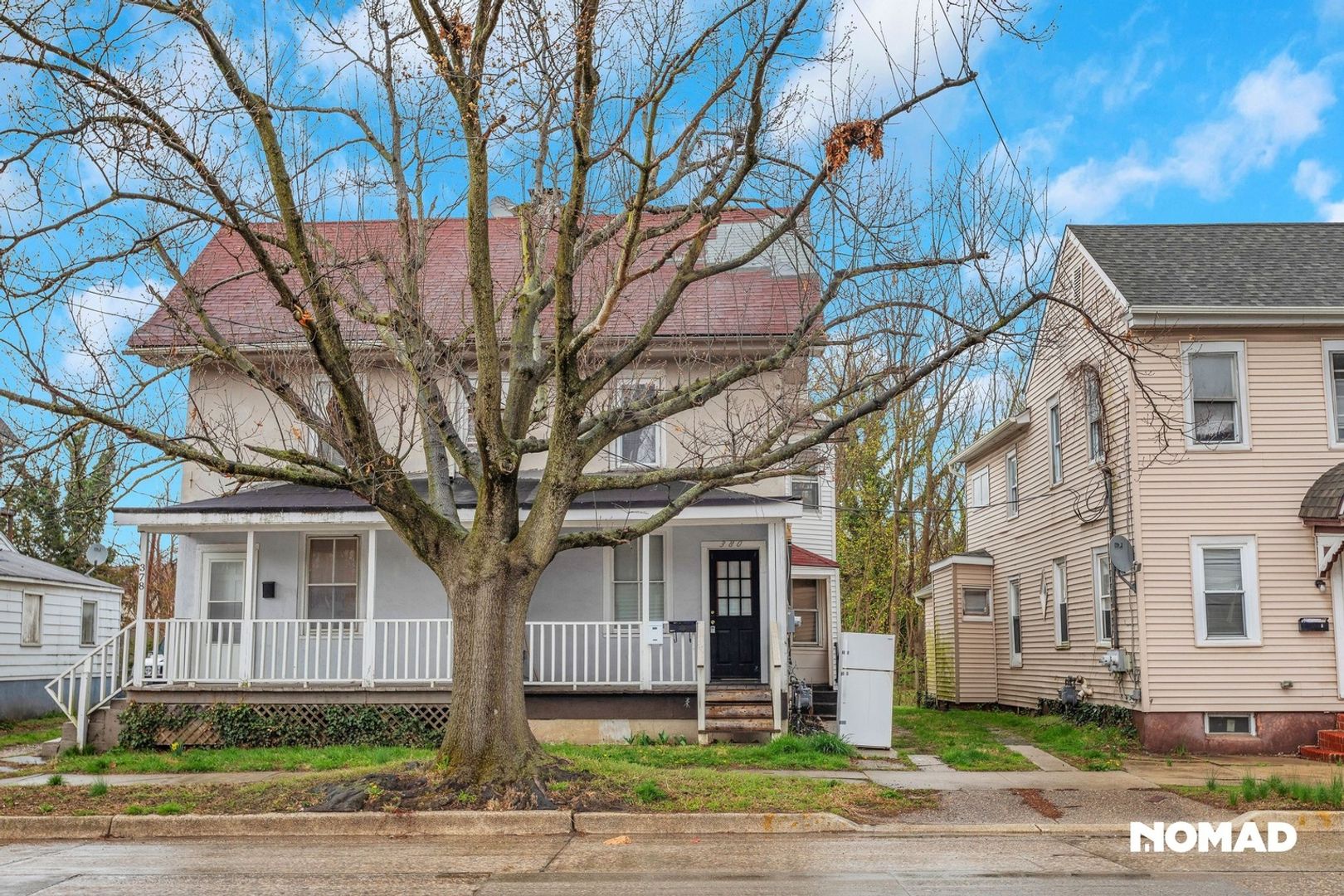 Salem Townhome: 380 E Broadway