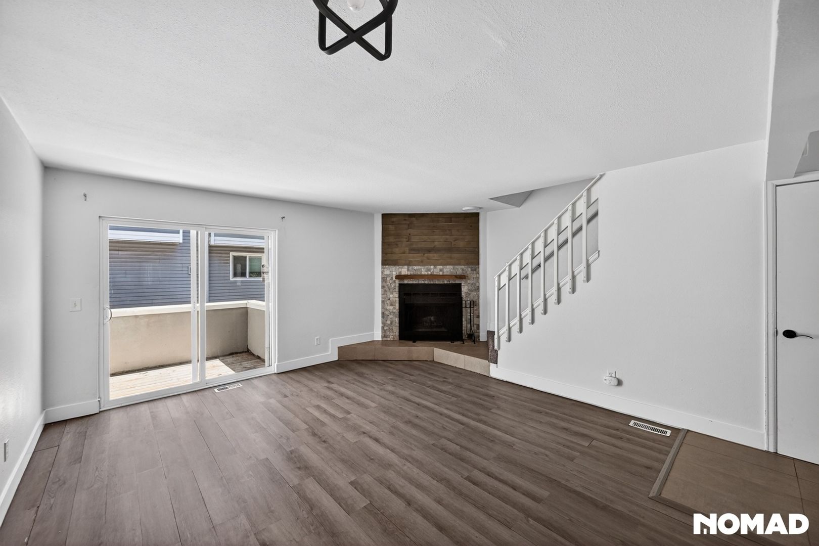 Aurora Townhome: 233 S Nome St