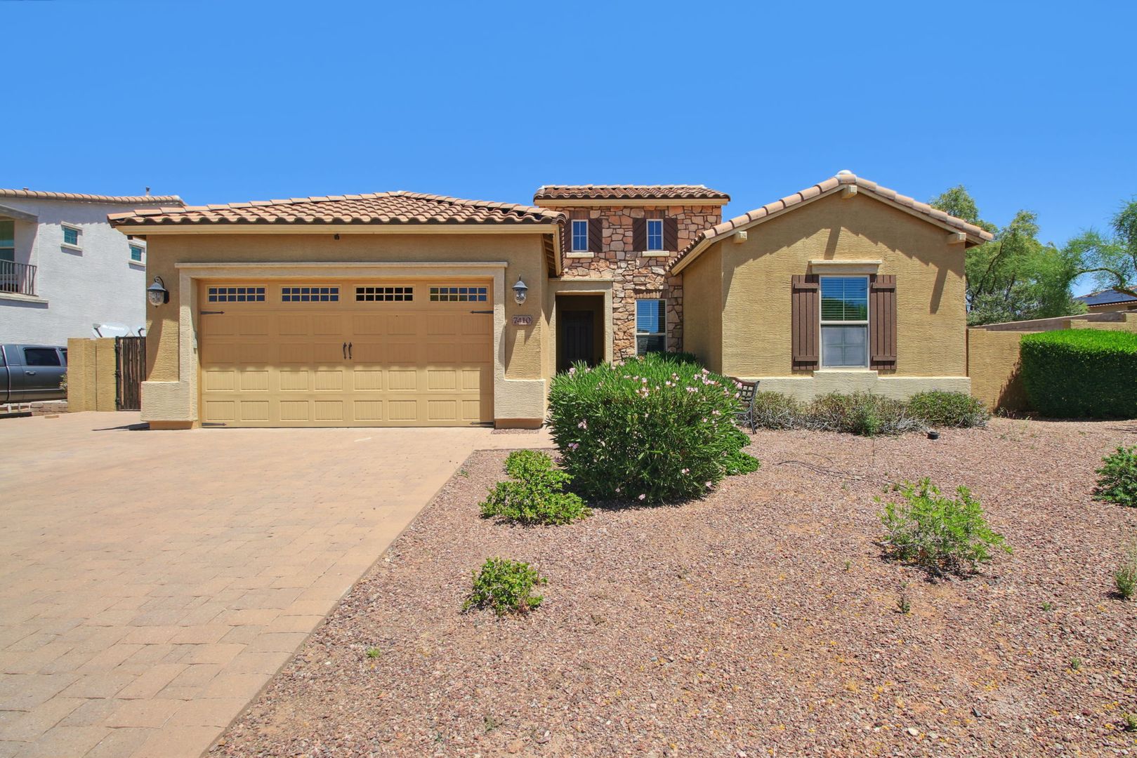 Peoria House: 7410 W Buckskin Trl