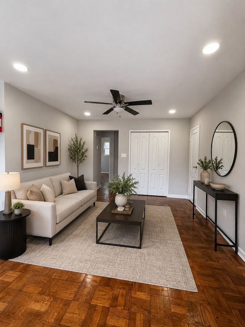Washington Townhome: 142 Joliet St Sw