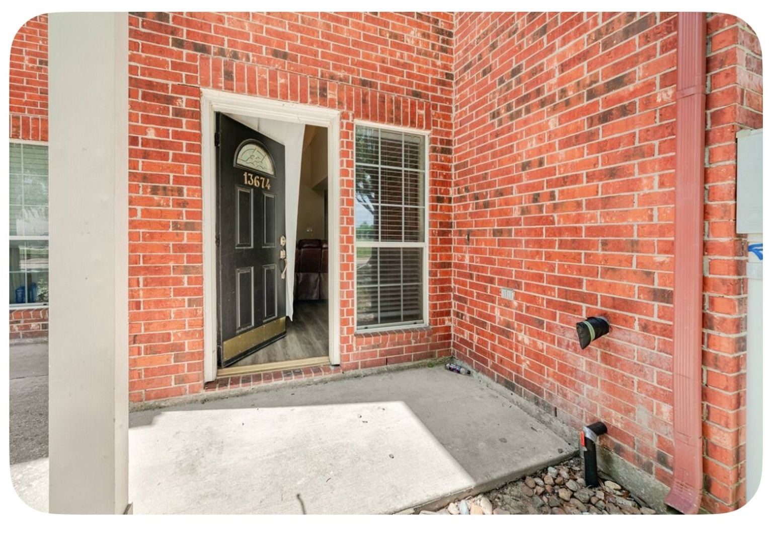 Houston Townhome: 13674 Garden Grove Ct