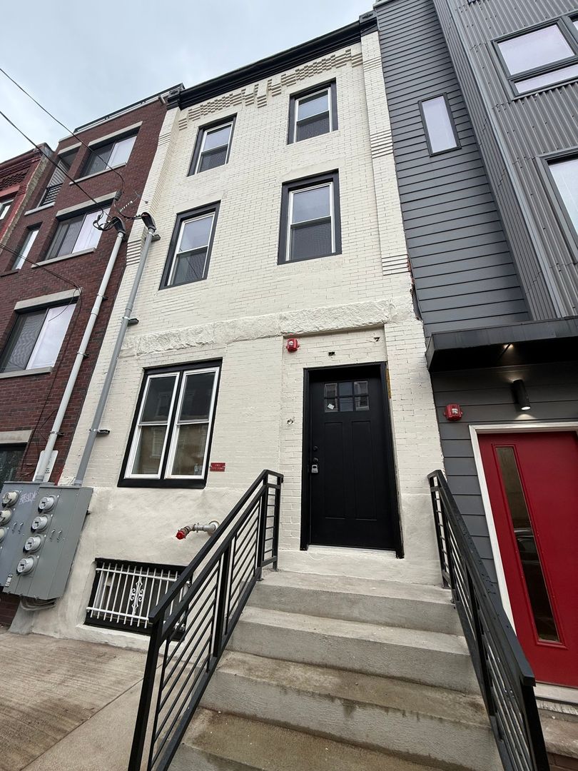 Philadelphia Townhome: 1723 N 25th St