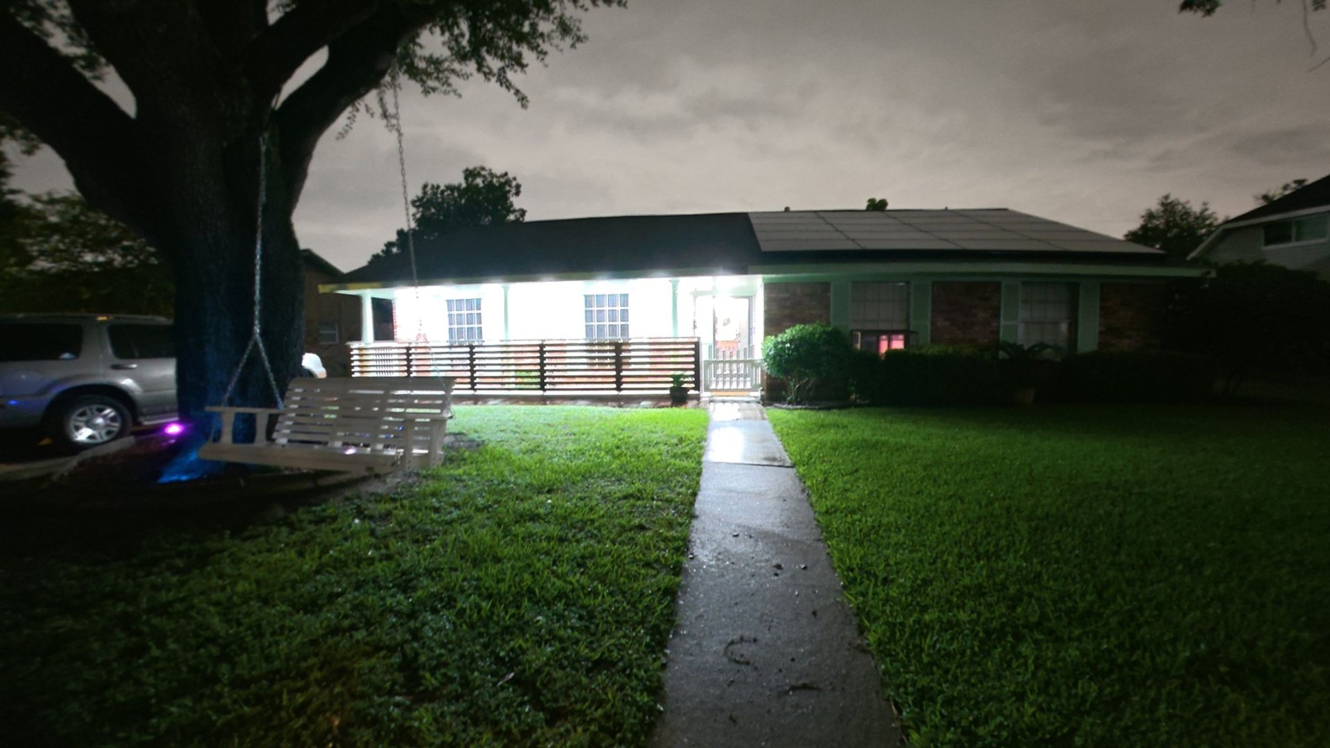 Pasadena House: 2009 S Memorial Ct