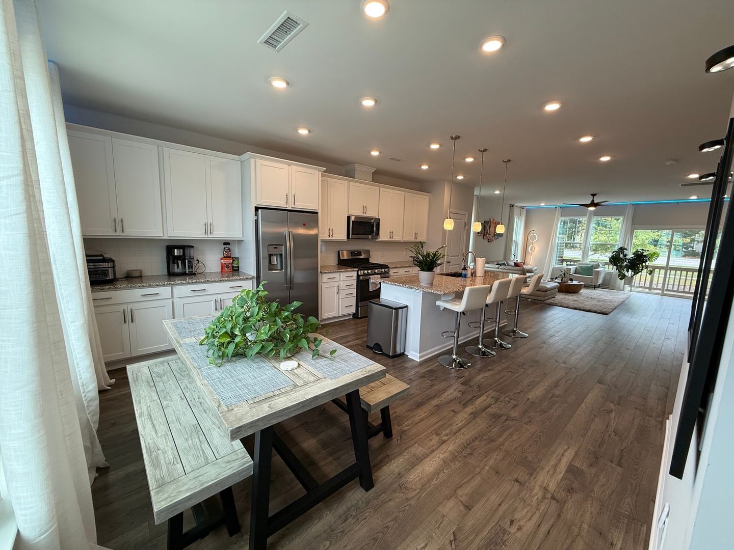 Durham House: 1228 Commack Dr