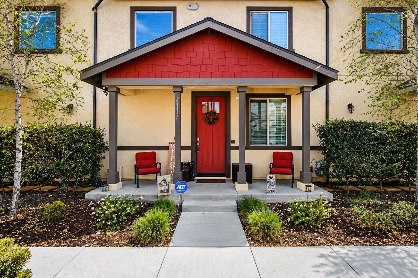 San Bernardino Condo: 24711 6th St
