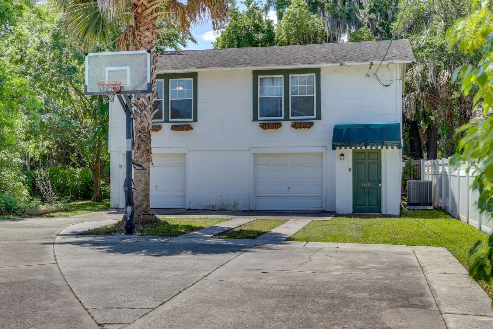 Jacksonville House: 1644 Naldo Ave