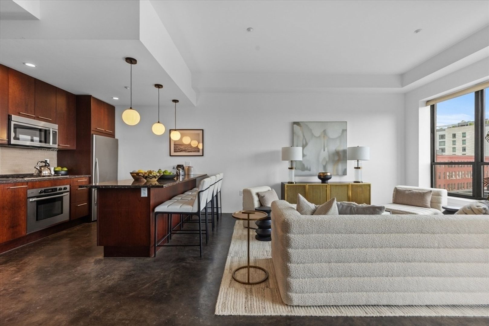 Boston Condo: 40 Fay St