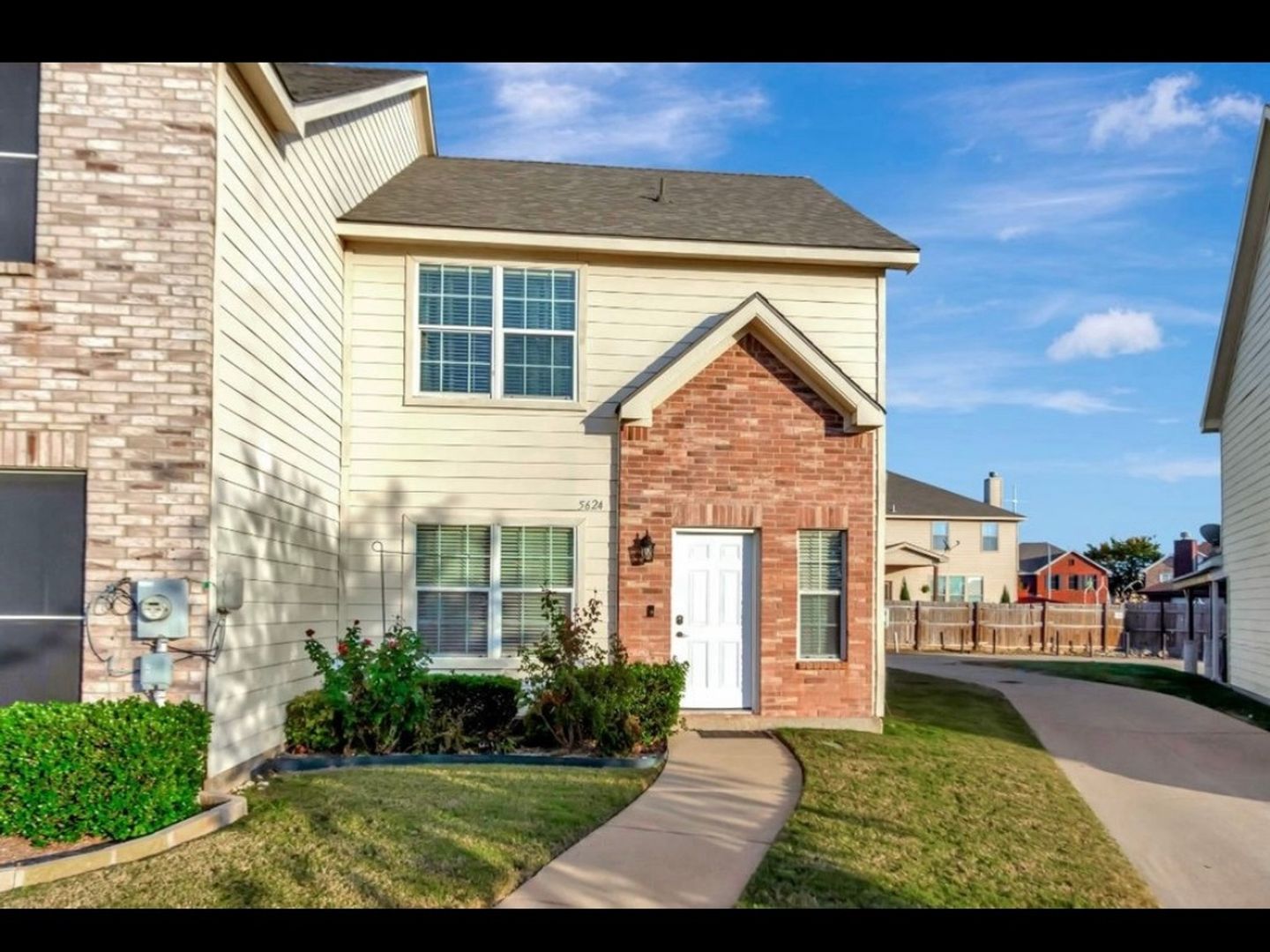 Fort Worth Townhome: 5624 Giddyup Ln
