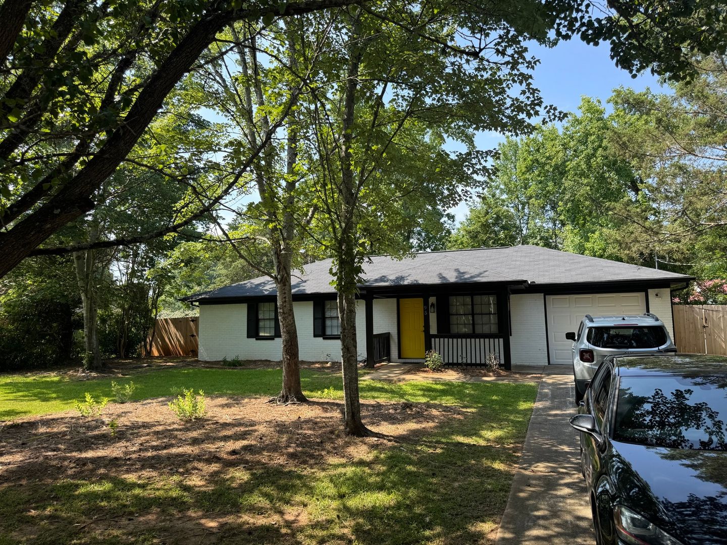 Locust Grove House: 95 Grove Creek Dr