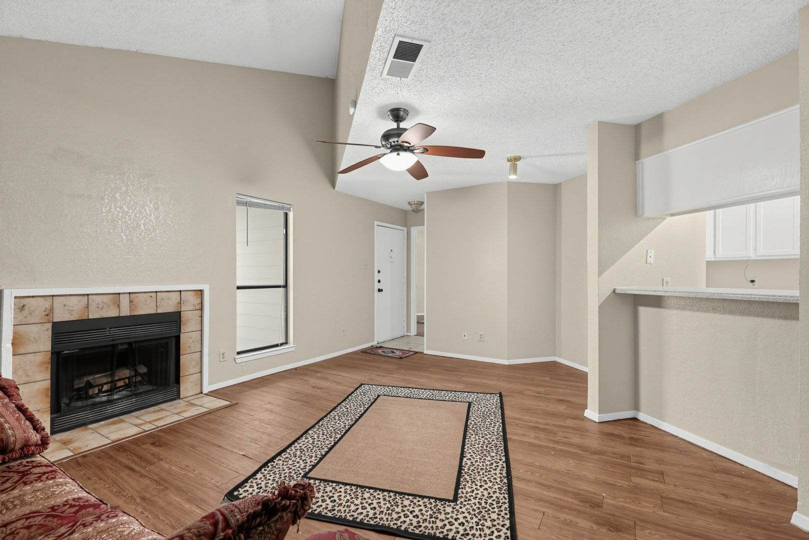 Arlington Condo: 1608 Pecan Chase Cir
